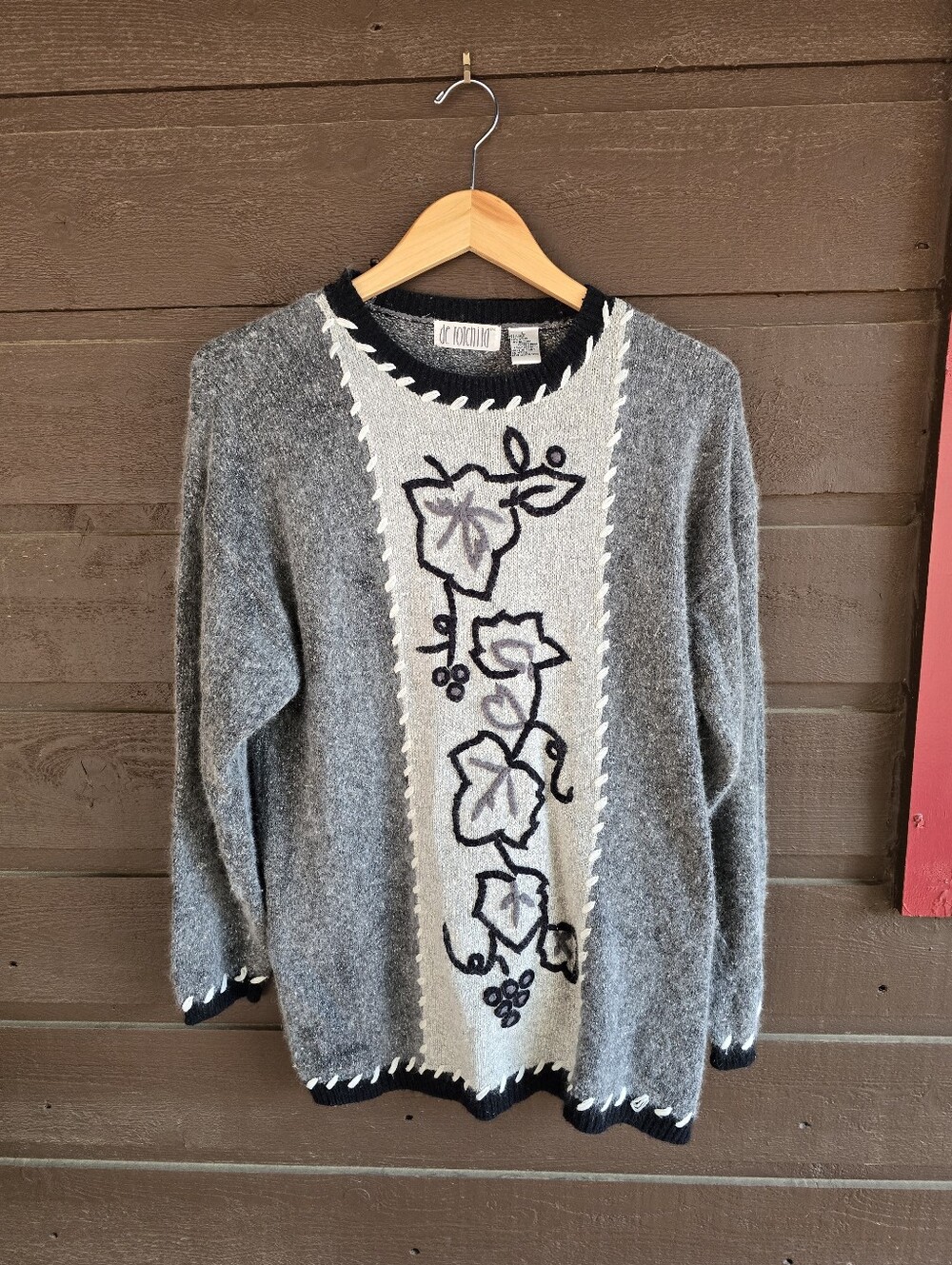 Vintage 80s/90s de Rotchild Silk Angora Embroidered Ivy Sweater - Size Large